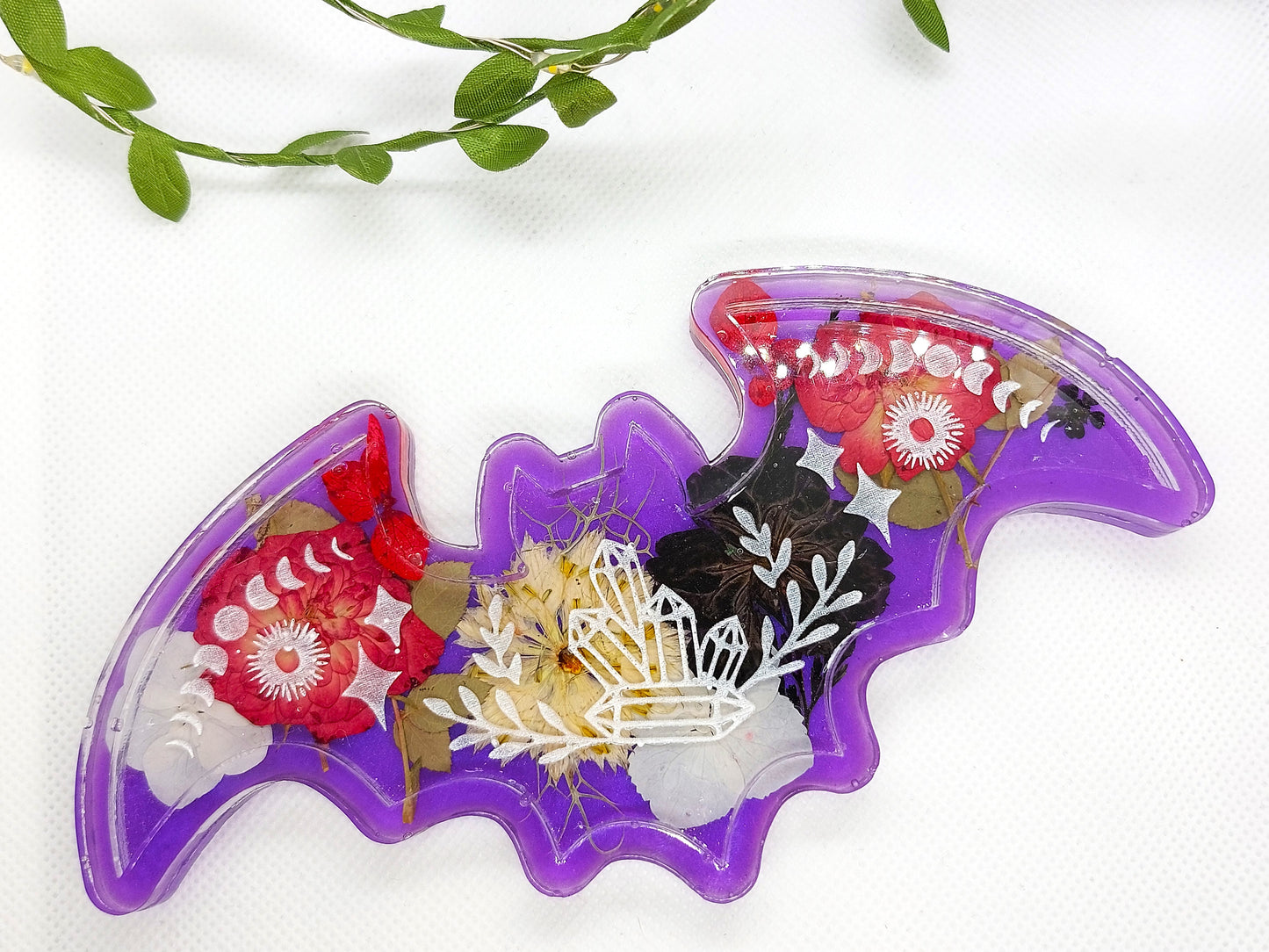 Resin Real Flower Bat Trinket Tray