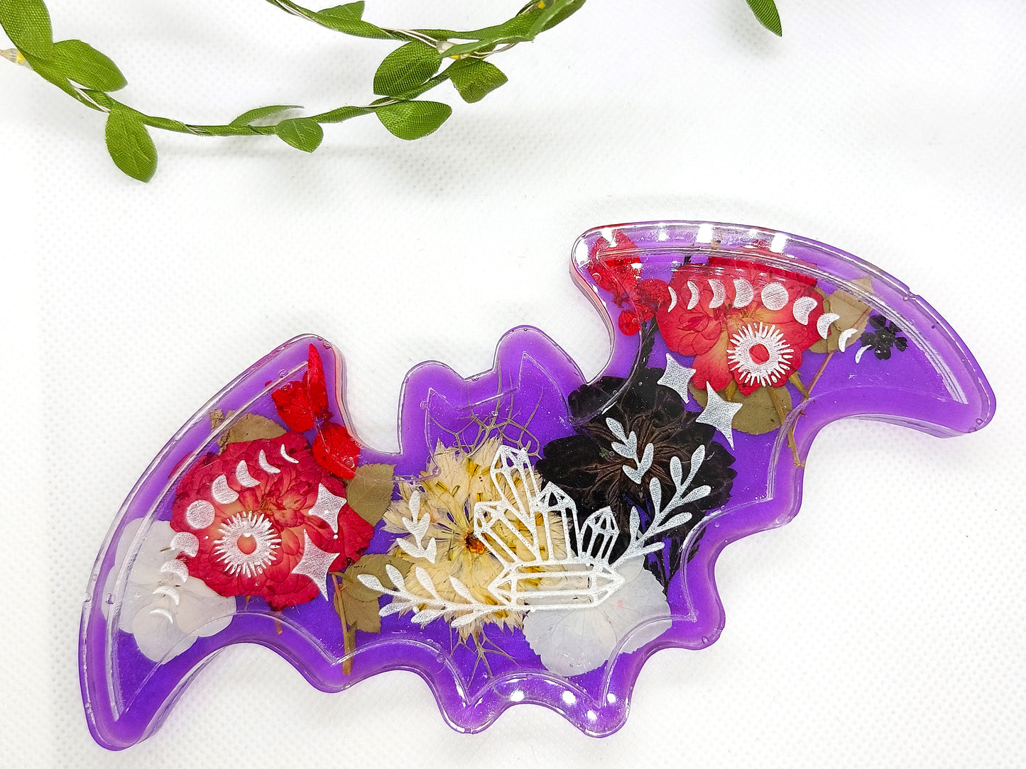 Resin Real Flower Bat Trinket Tray