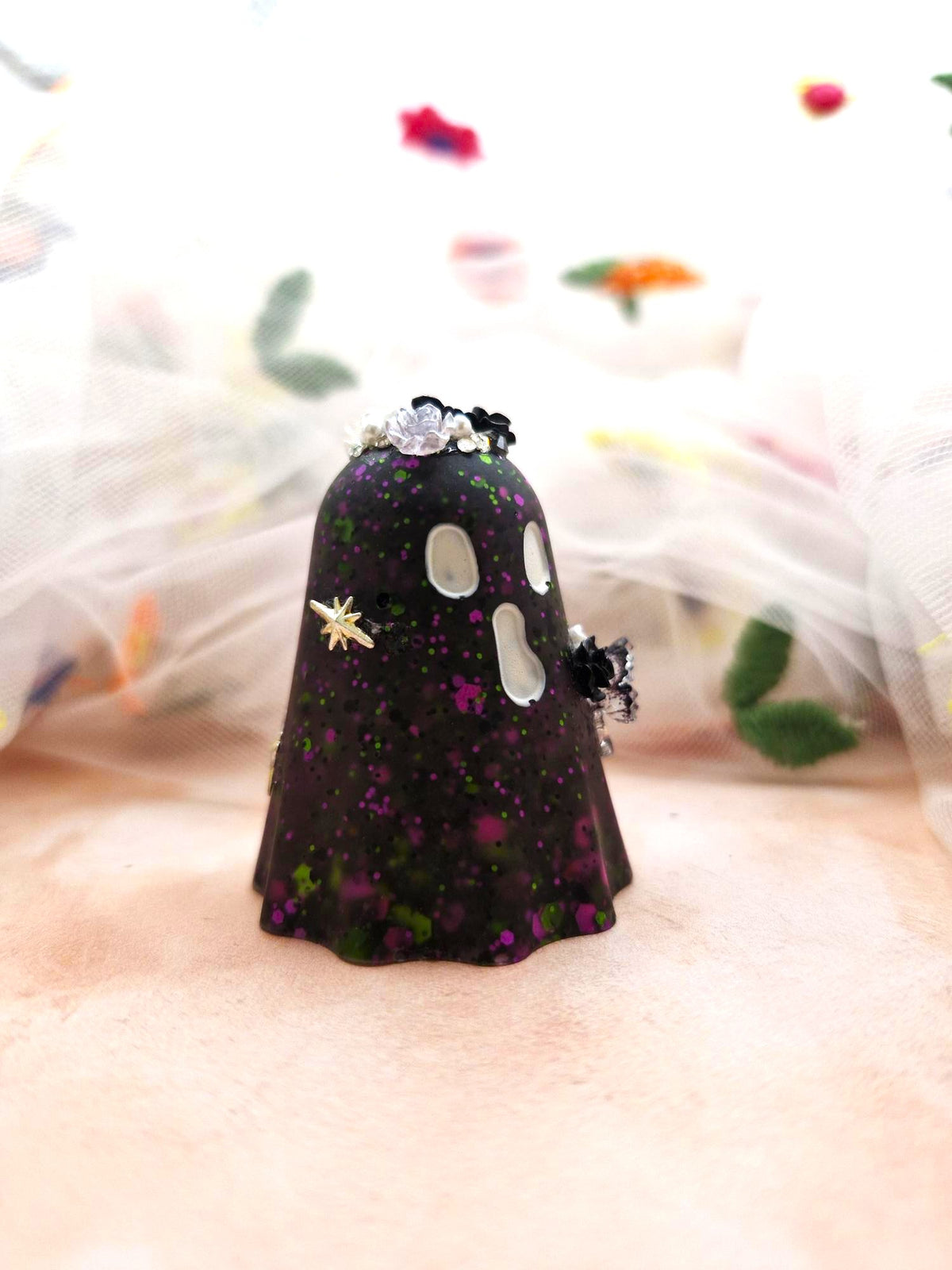 Halloween Resin Glitter Ghostie