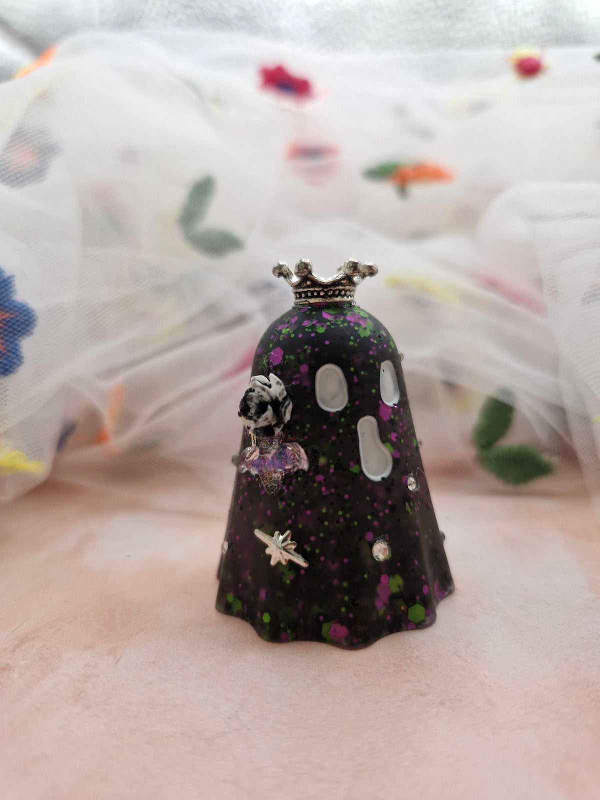 Halloween Black Resin Glitter Ghostie
