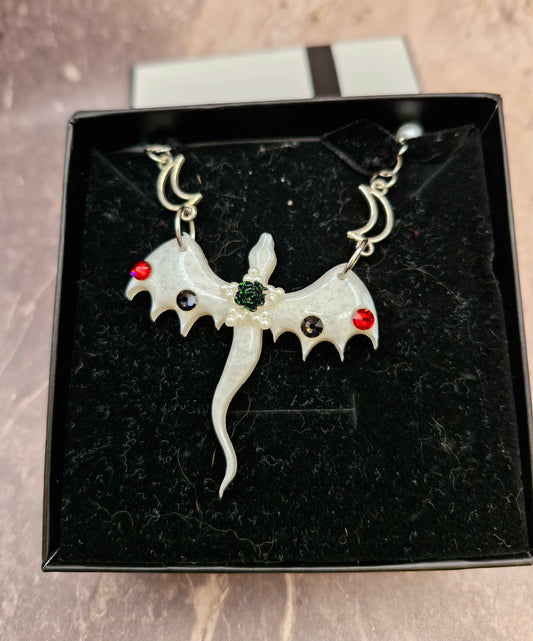 Cream Resin Dragon  Pearl and Crystal Chocker Necklace