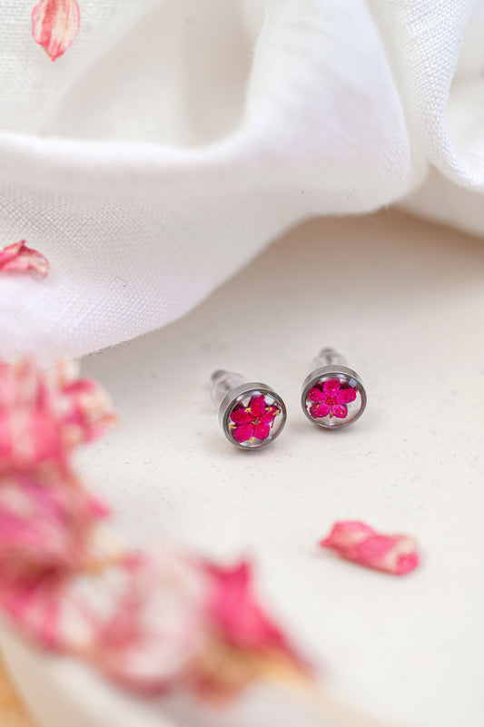Extra Small Elderflower Studs